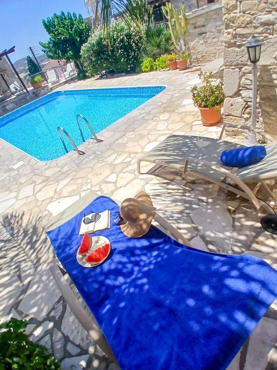 Athena'S Pool Oasis Lägenhet Skarinou Exteriör bild